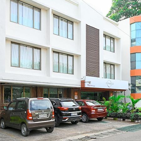 Citrus Hotel Lonavala Exteriör bild
