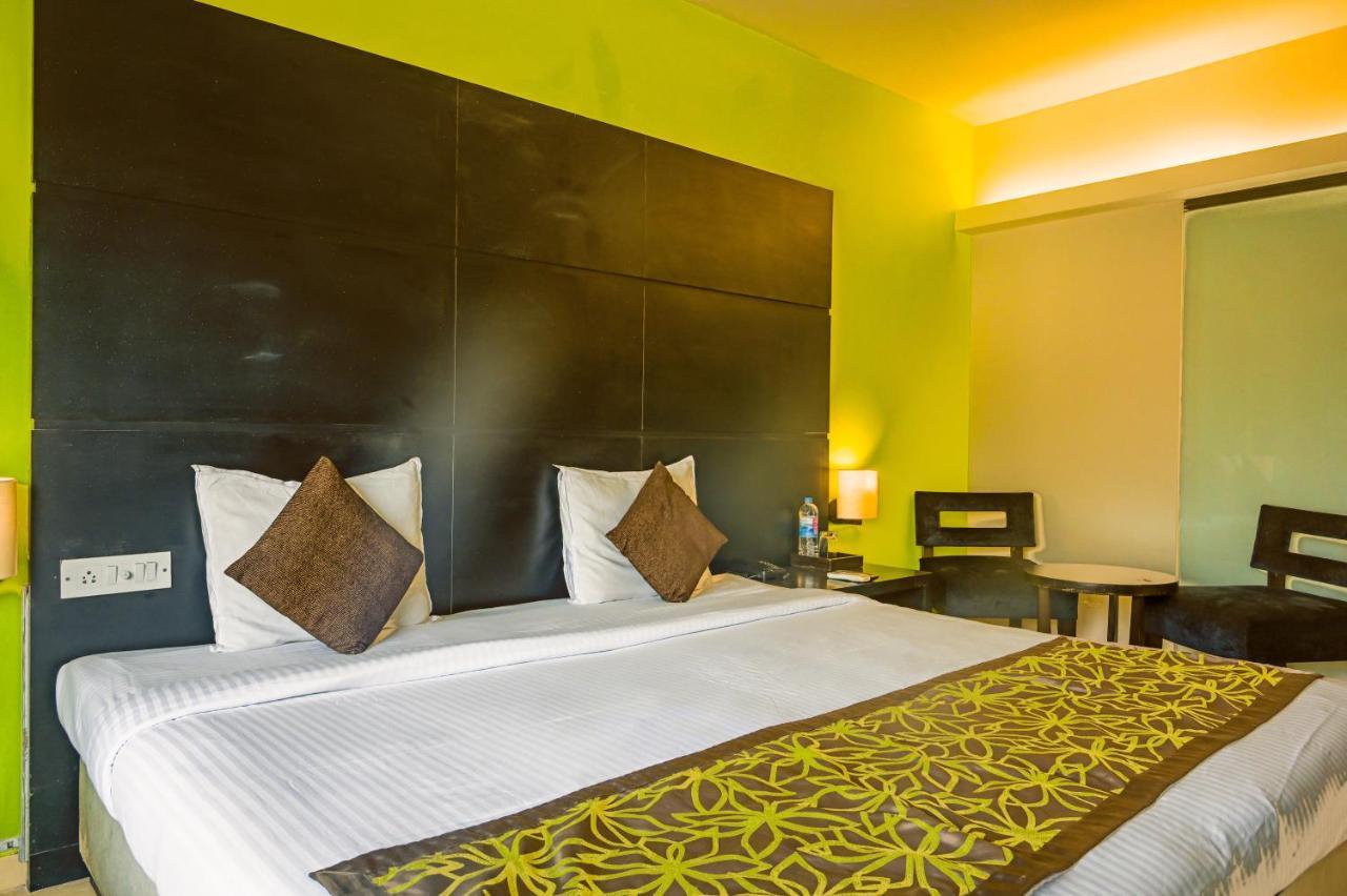Citrus Hotel Lonavala Exteriör bild